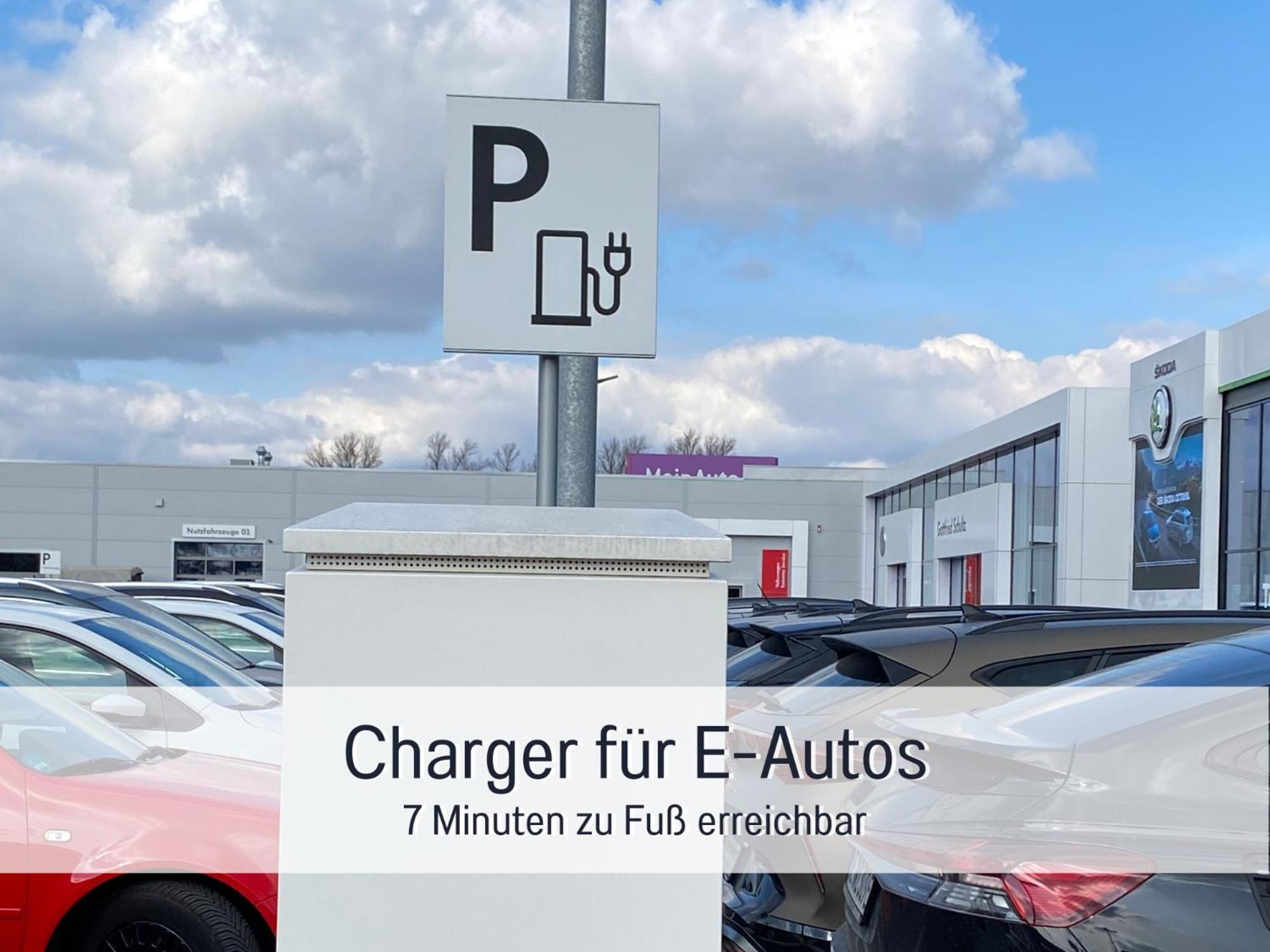 Rheinblick7 Neuss - Spektakulaerer Blick Auf Die Duesseldorfer Skyline - Ruhig Modern Privatparkplatz Aufzug - Top Anbindung An Messe Flughafen Hauptbahnhof Εξωτερικό φωτογραφία